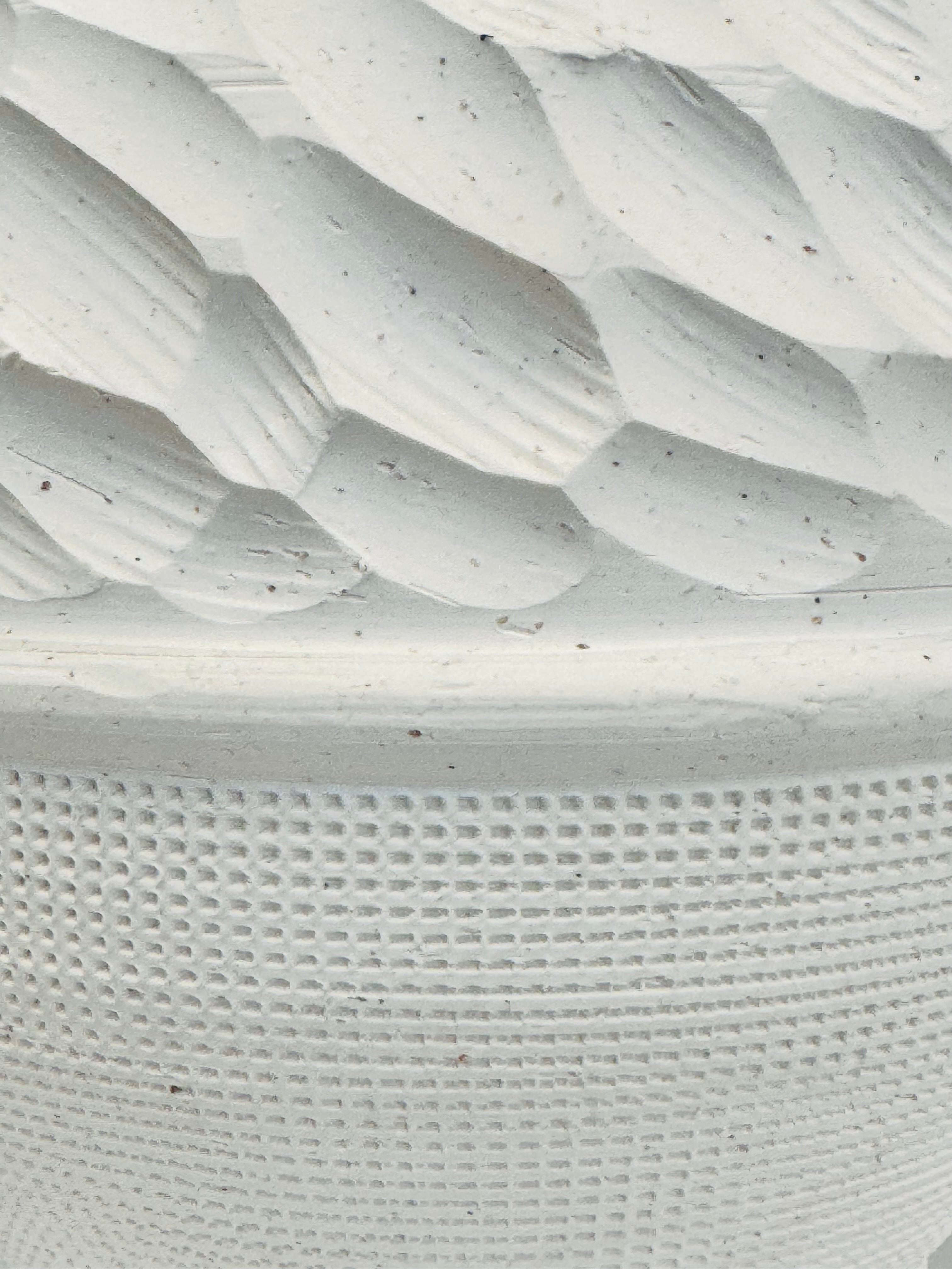 Ceramic Textured Round Vase – 27 cm