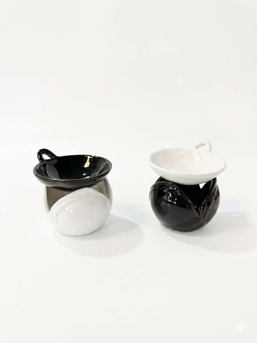 Black and white Tulip Oil Burner