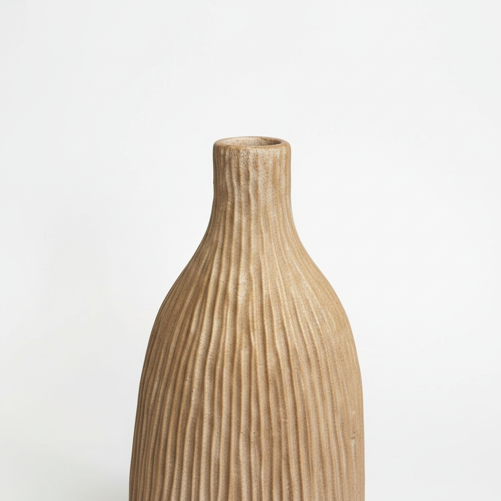 Beige Ribbed Close-up Body