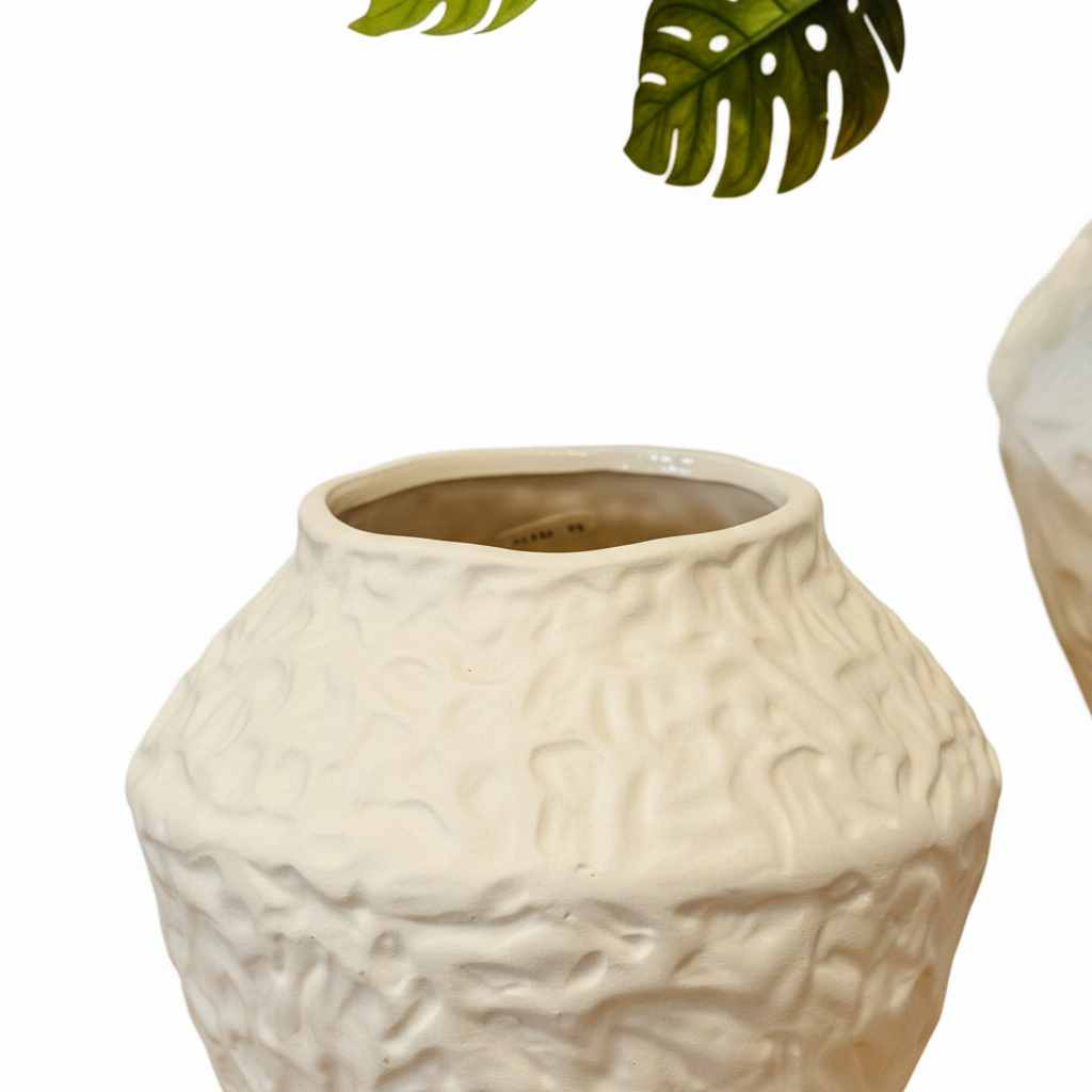Ivory Vase Correct Close-up